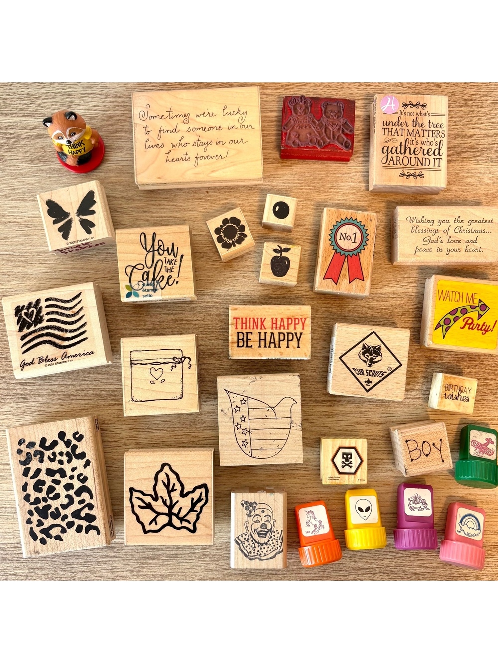 Huge Lot of 28 Stamps